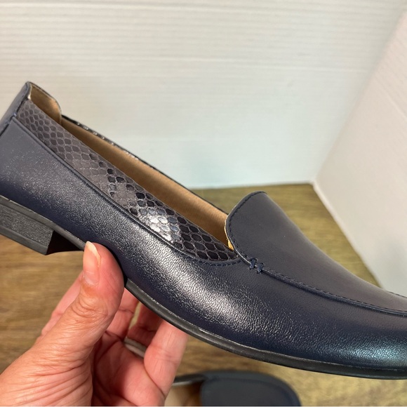 Abella Sparkler Midnight Blue Loafer Flats Size 6.5 - Picture 13 of 15